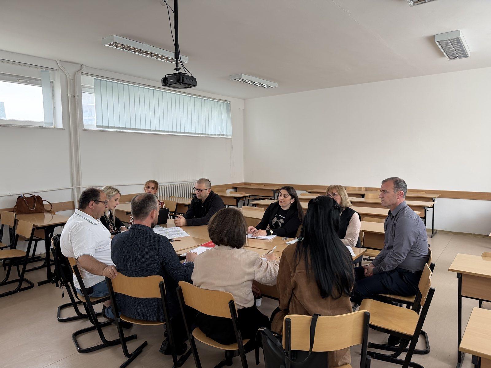 Zhvillohet takim koordinues për akreditimin e programeve të reja dhe sigurimin e cilësisë në Fakultetin e Filologjisë