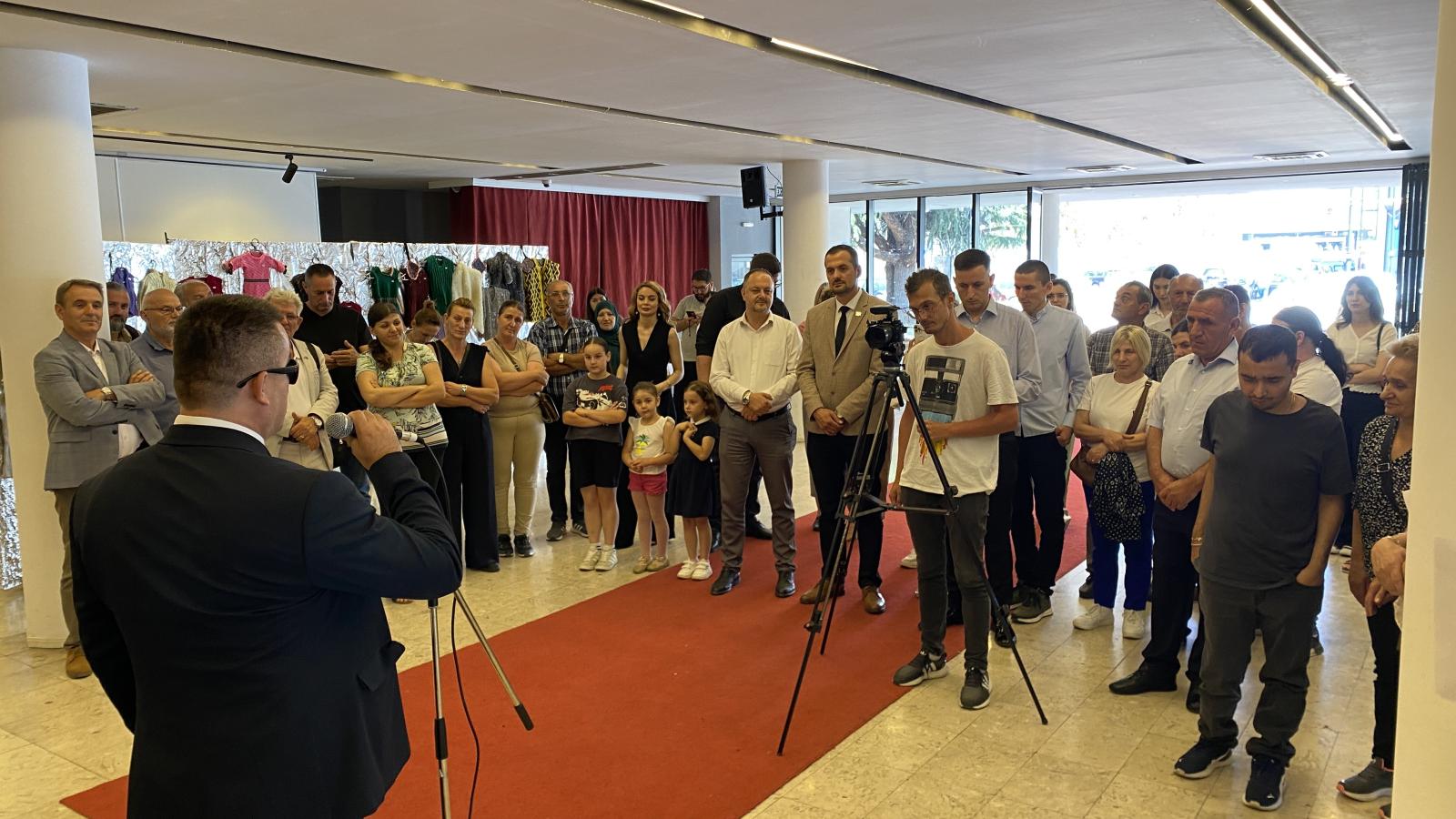 Rektori Bunjaku dhe Dekani Kamberi pjesë e panairit “Duart e Arta” të organizuar nga Shoqata e të Verbërve në Gjakovë