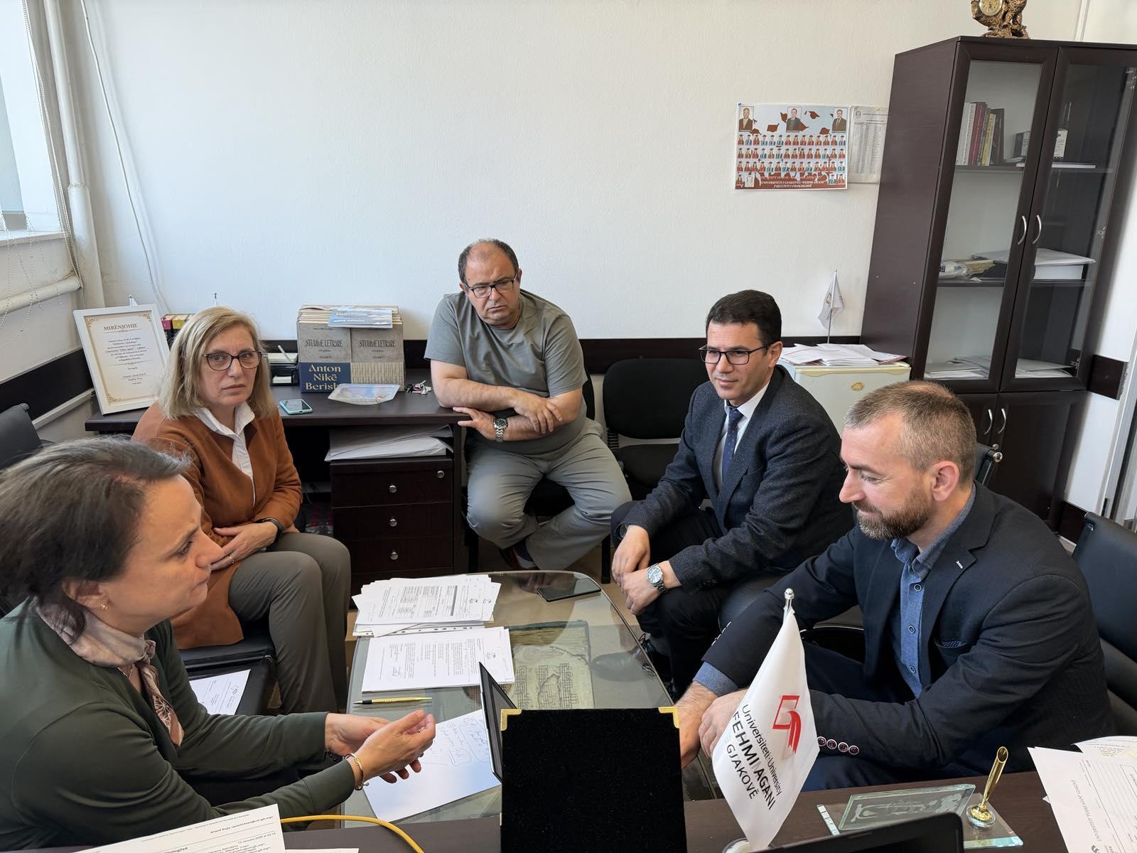 Takim koordinues i menaxhmentit të Fakultetit të Filologjisë