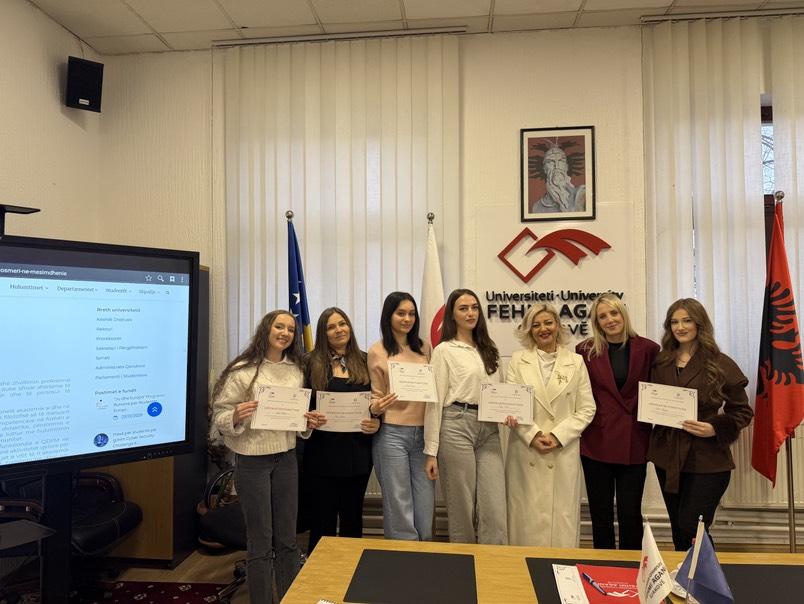 Shpërndahen  certifikatat për studentët tutorë në Universitetin “Fehmi Agani” në Gjakovë